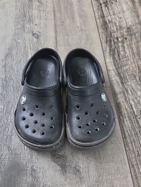 Black Crocs Size 10c
